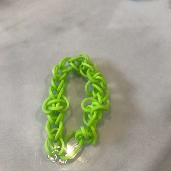 Handmade light  green rubber band set - Picture 3 of 8